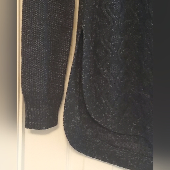 Kismet Sweater. Medium. - Picture 3 of 5